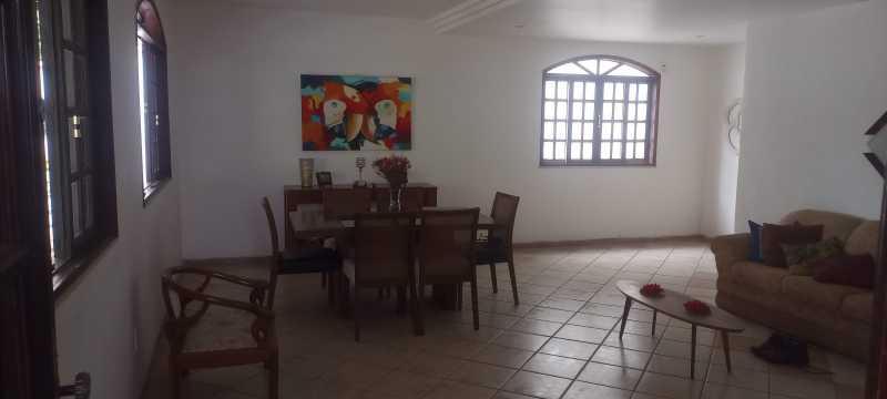 Casa de Condomínio à venda com 5 quartos, 130m² - Foto 6