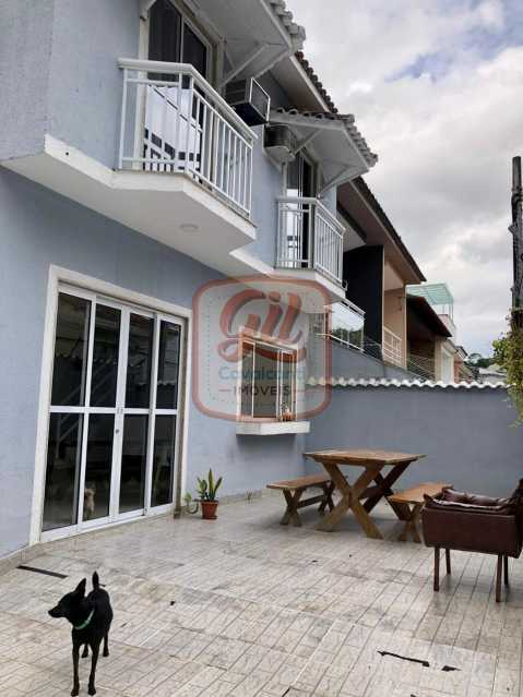 Casa de Condomínio à venda com 4 quartos, 140m² - Foto 1