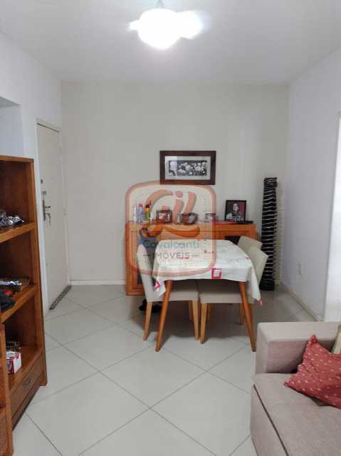 Apartamento à venda com 2 quartos, 79m² - Foto 2