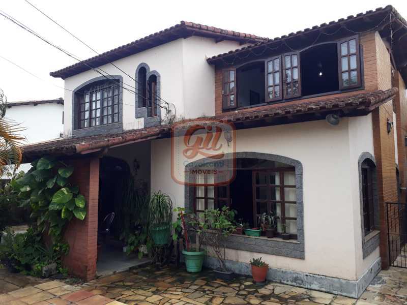 Casa de Condomínio à venda com 4 quartos, 201m² - Foto 1