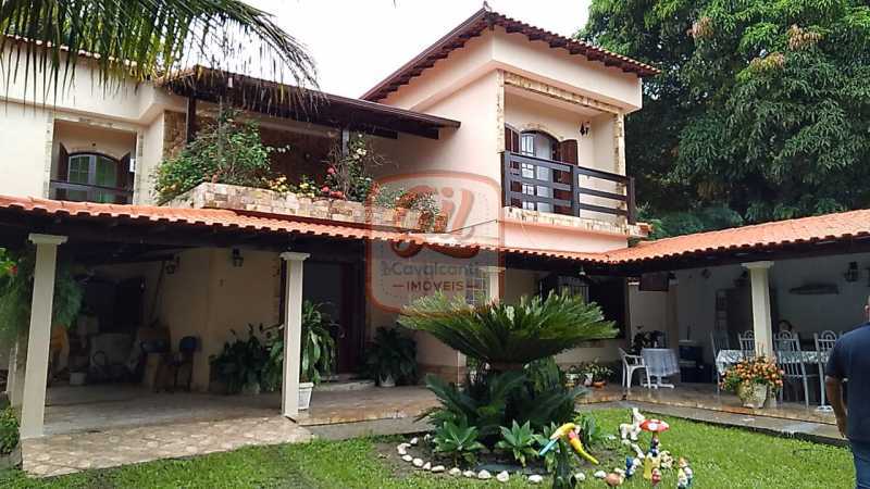 Casa de Condomínio à venda com 4 quartos, 250m² - Foto 1