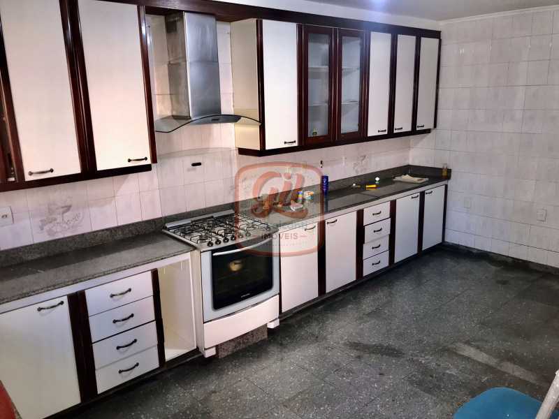 Casa à venda com 3 quartos, 260m² - Foto 9