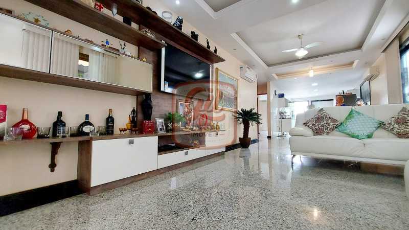 Casa de Condomínio à venda com 4 quartos, 338m² - Foto 2