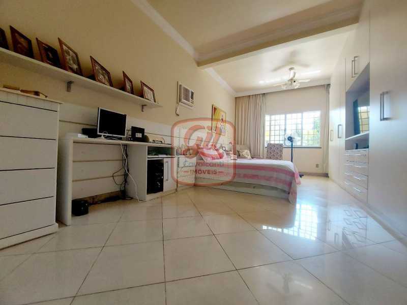 Casa de Condomínio à venda com 2 quartos, 240m² - Foto 26