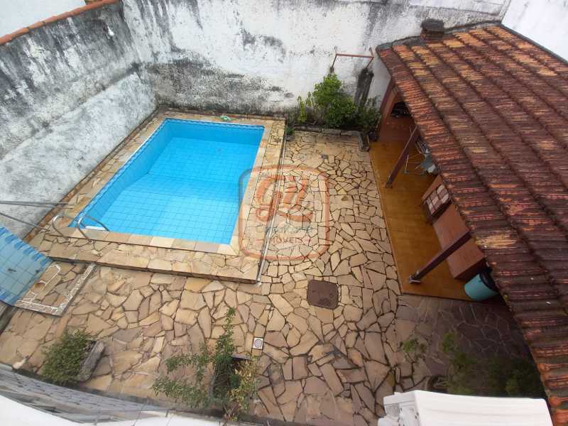 Casa de Condomínio à venda com 3 quartos, 161m² - Foto 2