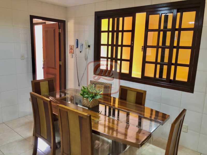 Casa de Condomínio à venda com 3 quartos, 208m² - Foto 12