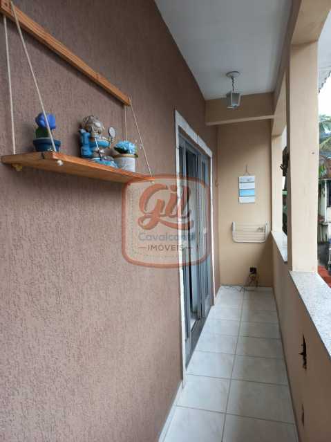 Casa de Condomínio à venda com 4 quartos, 250m² - Foto 2