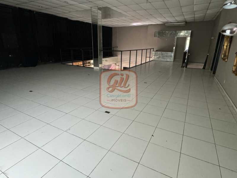 Casa Comercial à venda com 2 quartos, 389m² - Foto 16