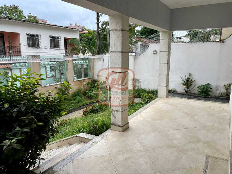 Casa de Condomínio à venda com 5 quartos, 350m² - Foto 2