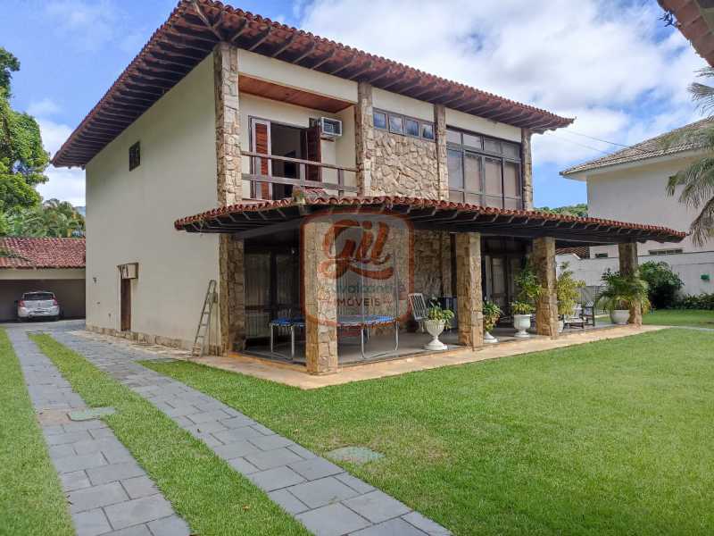 Casa de Condomínio à venda com 4 quartos, 423m² - Foto 1