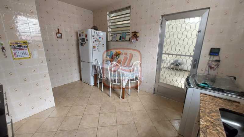 Casa à venda com 3 quartos, 96m² - Foto 9