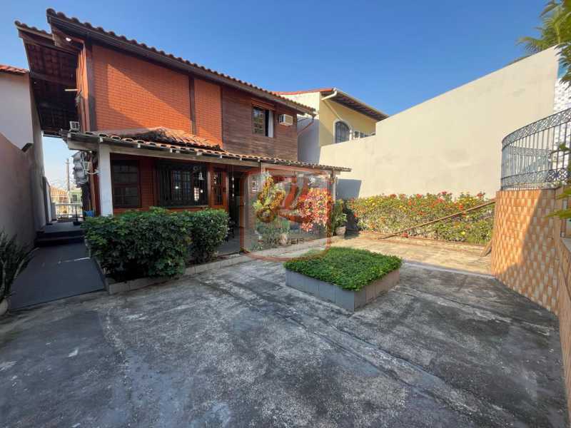 Casa de Condomínio à venda com 3 quartos, 255m² - Foto 17