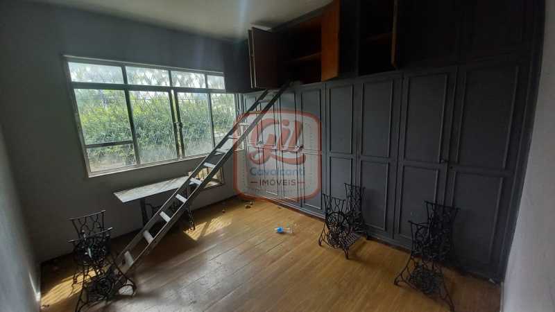 Casa à venda com 3 quartos, 242m² - Foto 13