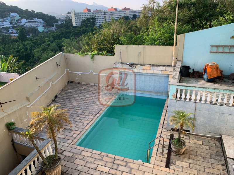 Casa de Condomínio à venda com 4 quartos, 252m² - Foto 1