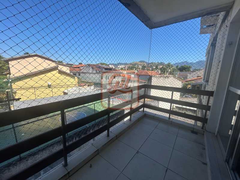 Apartamento à venda com 2 quartos, 60m² - Foto 2