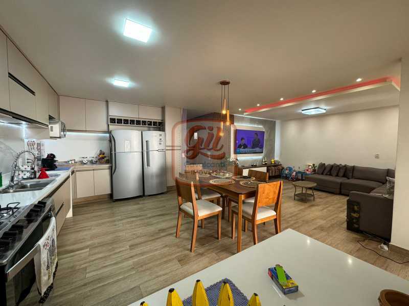Casa de Condomínio à venda com 4 quartos, 195m² - Foto 1