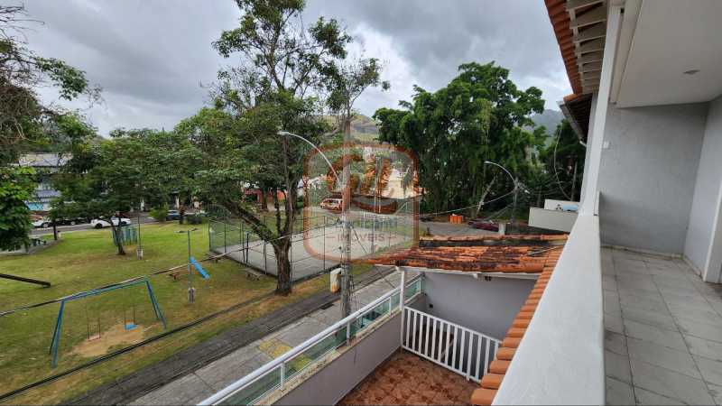 Casa de Condomínio à venda com 4 quartos, 250m² - Foto 14