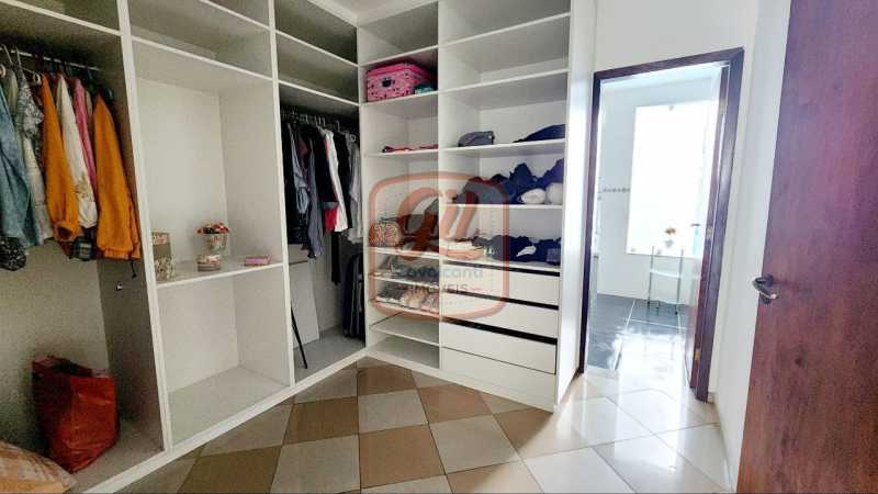 Casa de Condomínio à venda com 4 quartos, 220m² - Foto 21