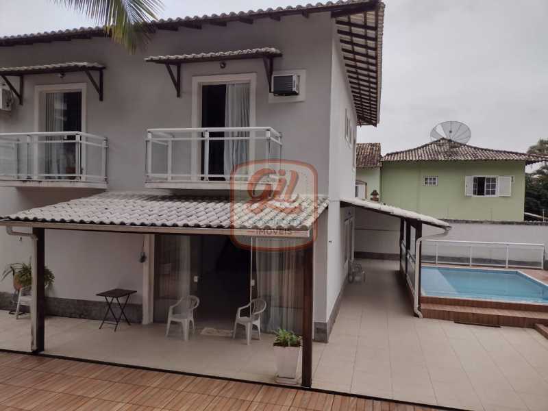 Casa à venda com 4 quartos, 193m² - Foto 1