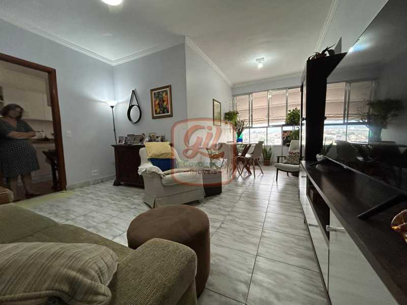 Apartamento à venda com 2 quartos, 71m² - Foto 2