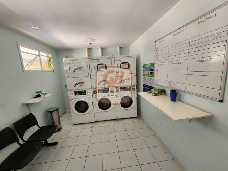 Apartamento à venda com 2 quartos, 62m² - Foto 21