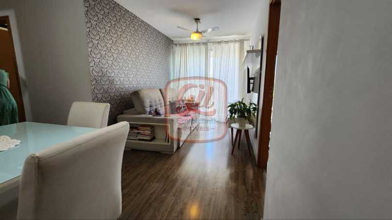 Apartamento à venda com 2 quartos, 61m² - Foto 7