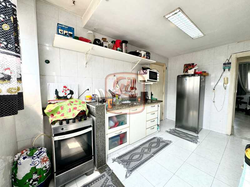 Apartamento à venda com 2 quartos, 82m² - Foto 9