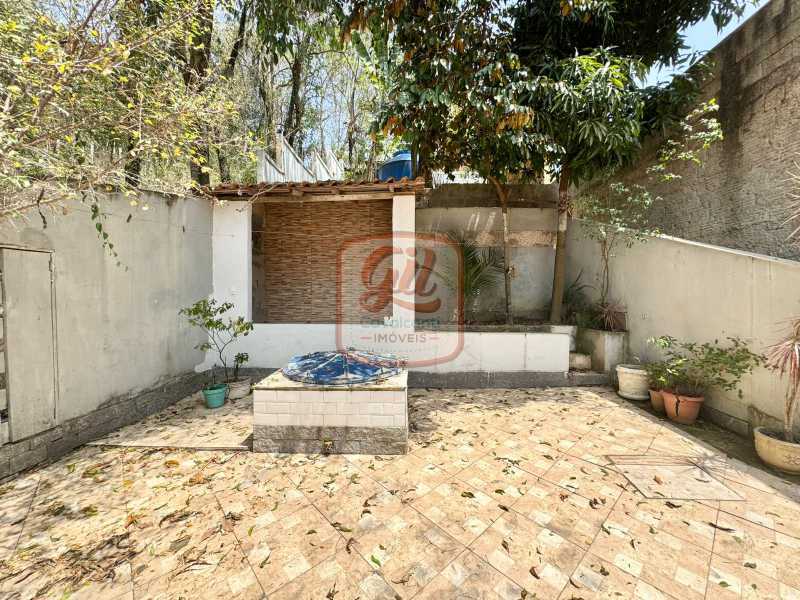 Casa de Condomínio à venda com 5 quartos, 300m² - Foto 24