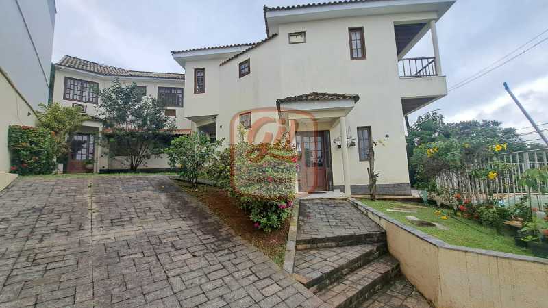 Casa de Condomínio à venda com 4 quartos, 173m² - Foto 1