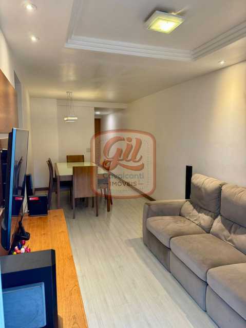 Apartamento à venda com 3 quartos, 77m² - Foto 1