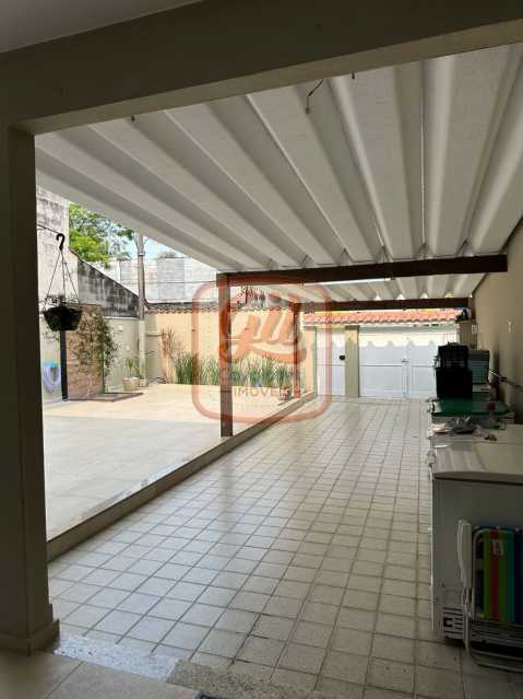 Casa à venda com 2 quartos, 109m² - Foto 3