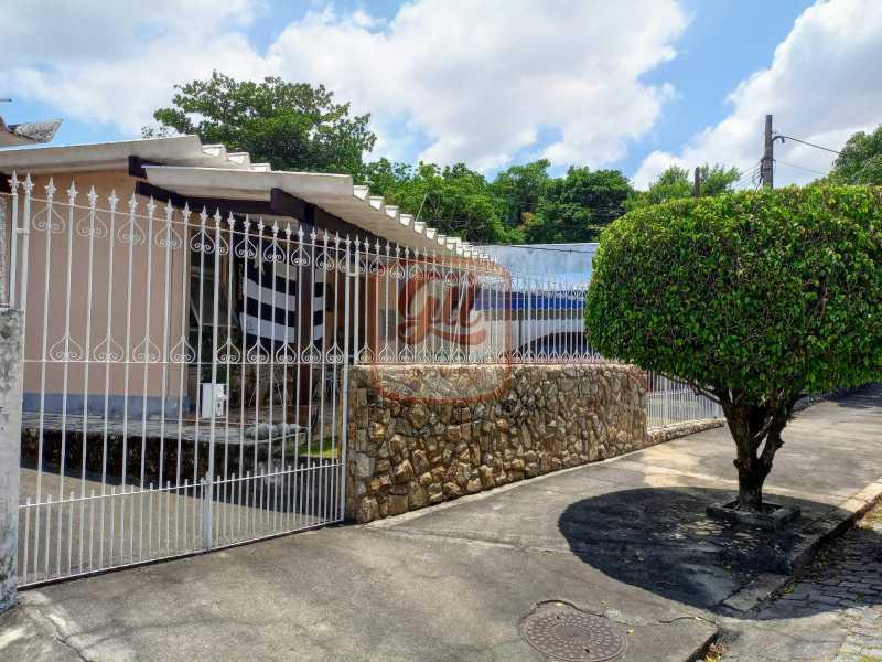 Casa de Condomínio à venda com 3 quartos, 180m² - Foto 2