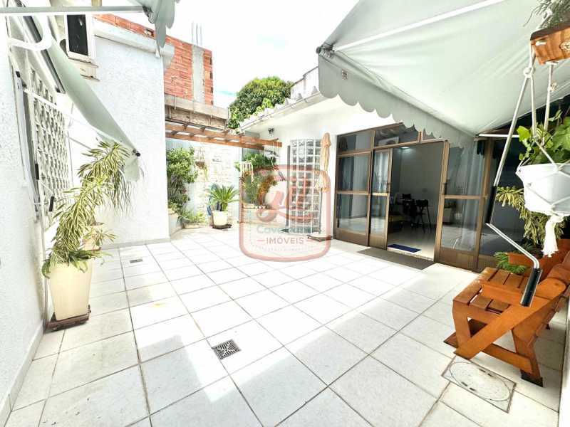 Casa de Condomínio à venda com 3 quartos, 184m² - Foto 3