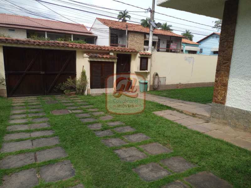 Casa à venda com 4 quartos, 307m² - Foto 26
