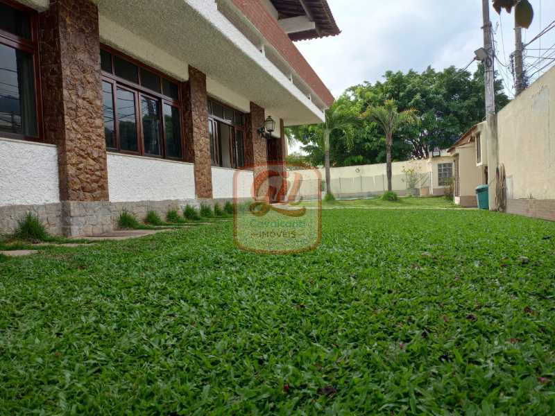Casa à venda com 4 quartos, 307m² - Foto 29
