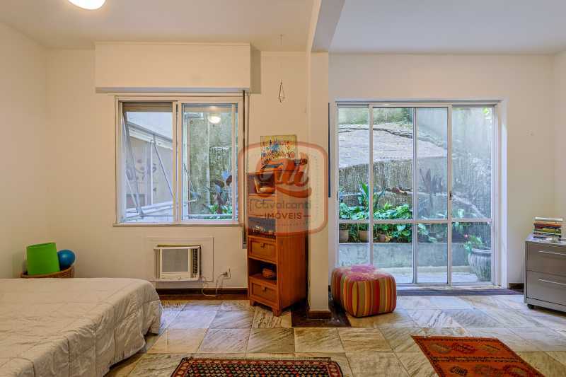 Apartamento à venda com 4 quartos, 238m² - Foto 12