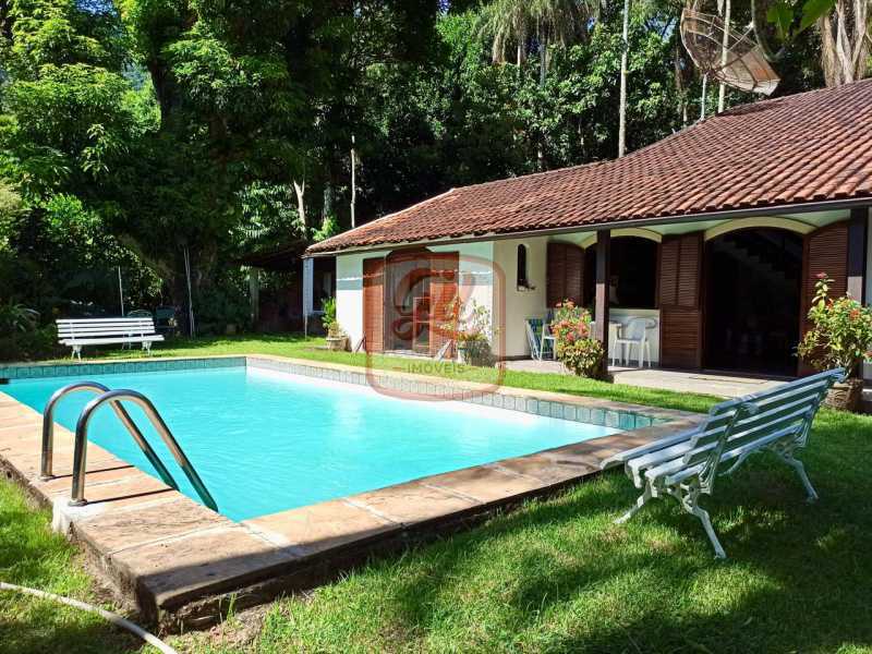 Casa, 5 quartos, 301 m² - Foto 1