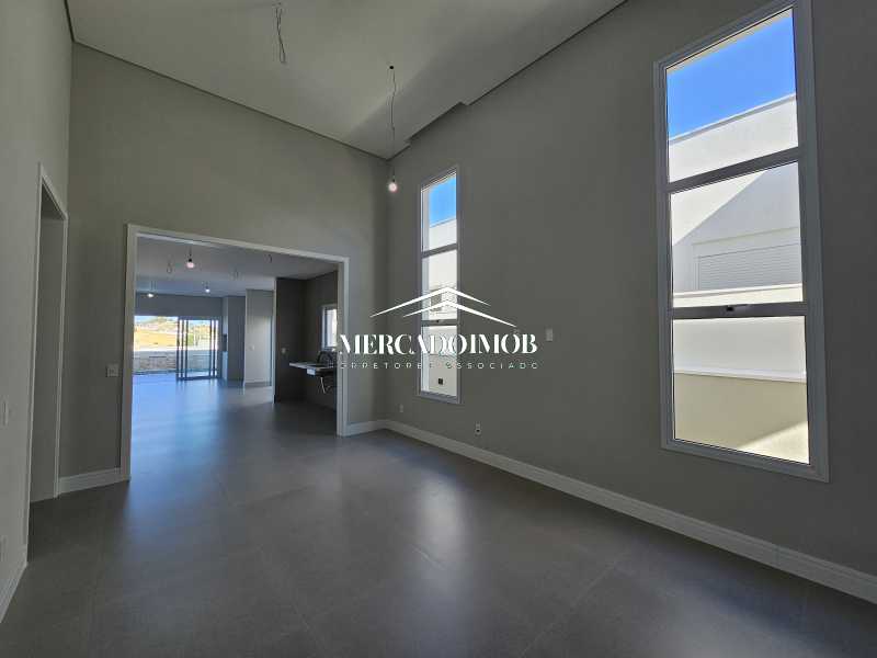 Casa de Condomínio à venda com 3 quartos, 210m² - Foto 5