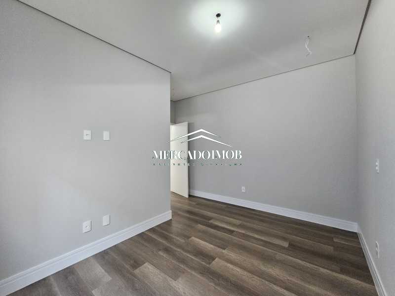 Casa de Condomínio à venda com 3 quartos, 210m² - Foto 8