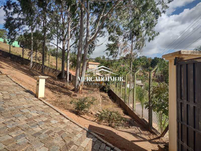 Terreno à venda, 1944m² - Foto 2