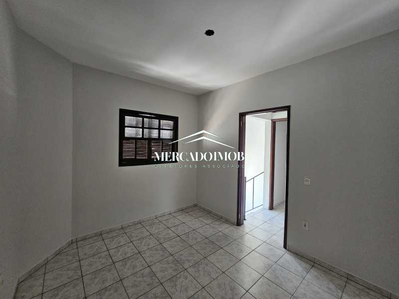 Casa para alugar com 2 quartos, 105m² - Foto 9