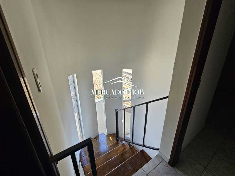 Casa para alugar com 2 quartos, 105m² - Foto 11