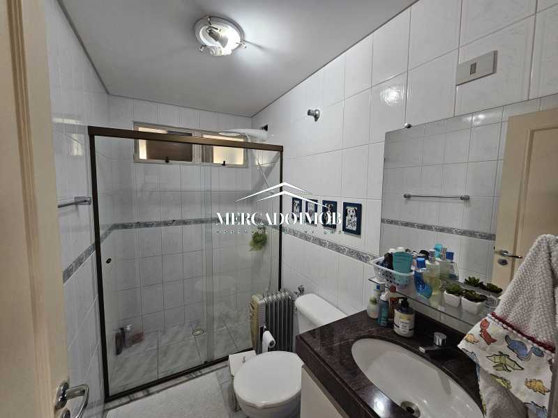 Apartamento à venda com 2 quartos, 110m² - Foto 11