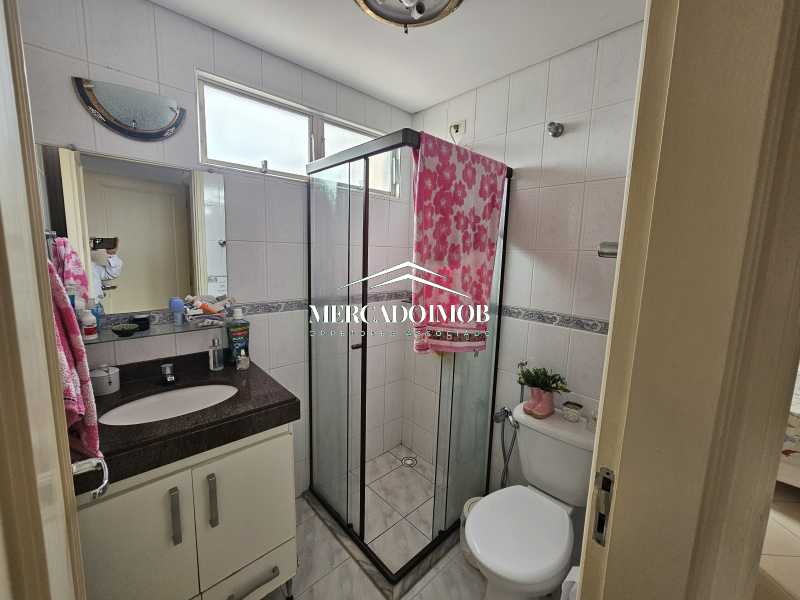 Apartamento à venda com 2 quartos, 110m² - Foto 17