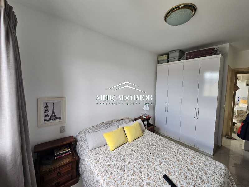 Apartamento à venda com 2 quartos, 110m² - Foto 21