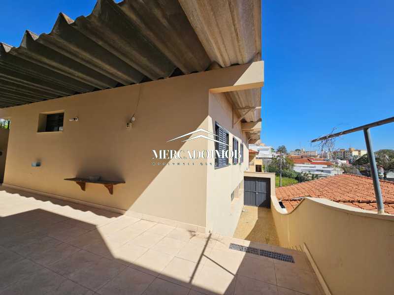 Casa para alugar com 4 quartos, 275m² - Foto 7
