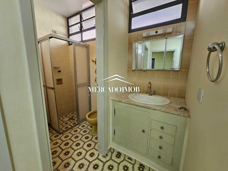 Casa para alugar com 4 quartos, 275m² - Foto 13