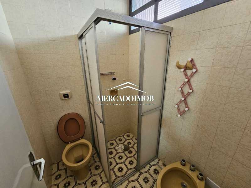 Casa para alugar com 4 quartos, 275m² - Foto 18