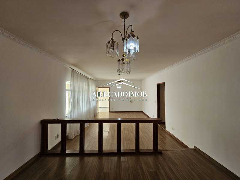 Casa, 3 quartos, 210 m² - Foto 2