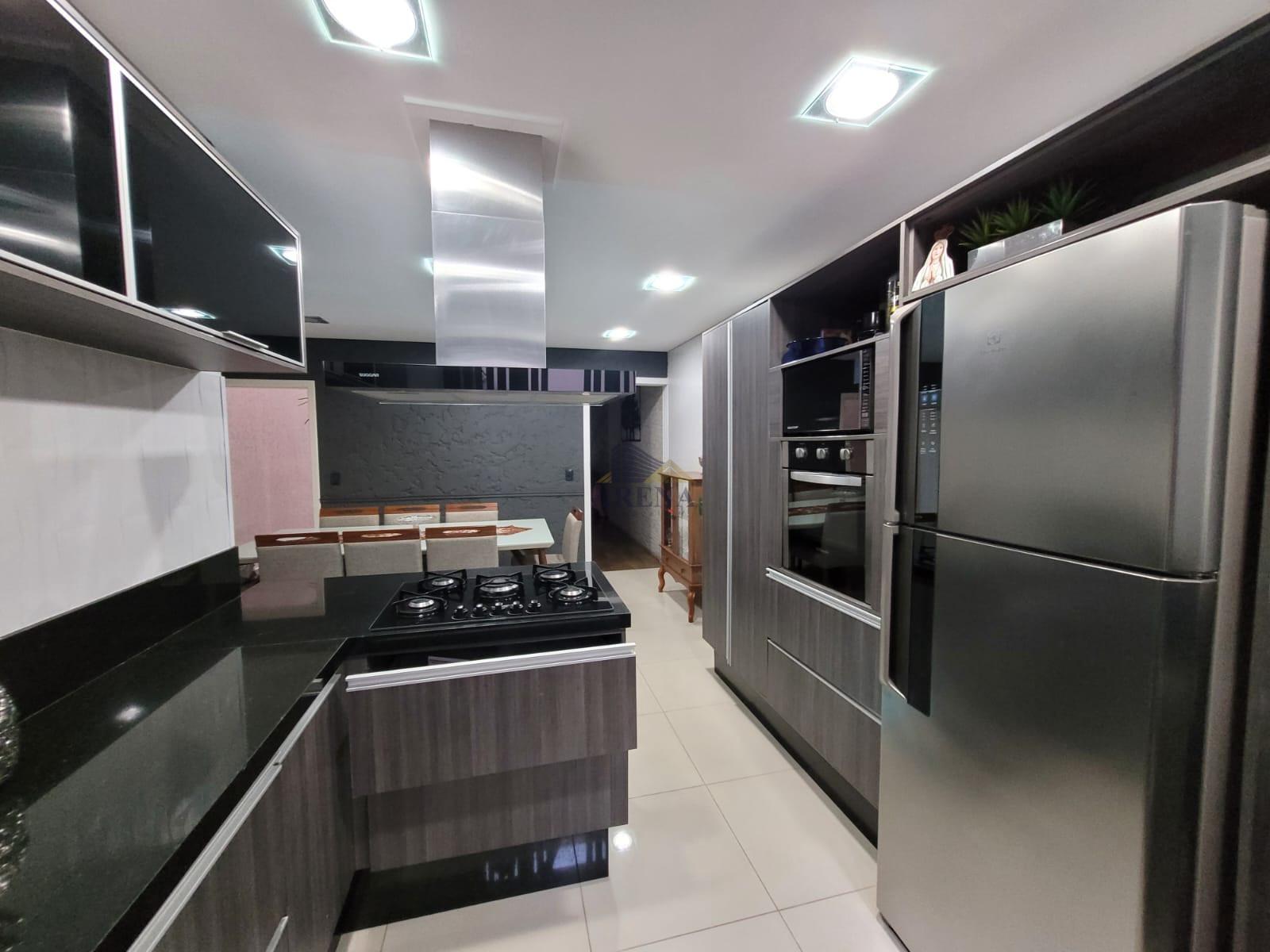 Casa à venda com 3 quartos - Foto 1